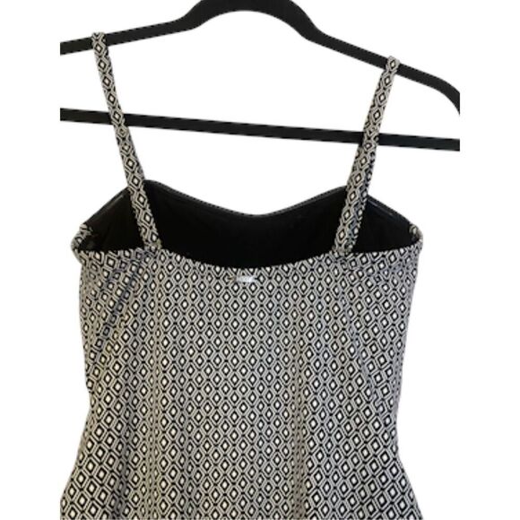 DKNY One Piece Swim Suit Adjustable Straps Sz. M Bra Blue/White - Picture 4 of 13